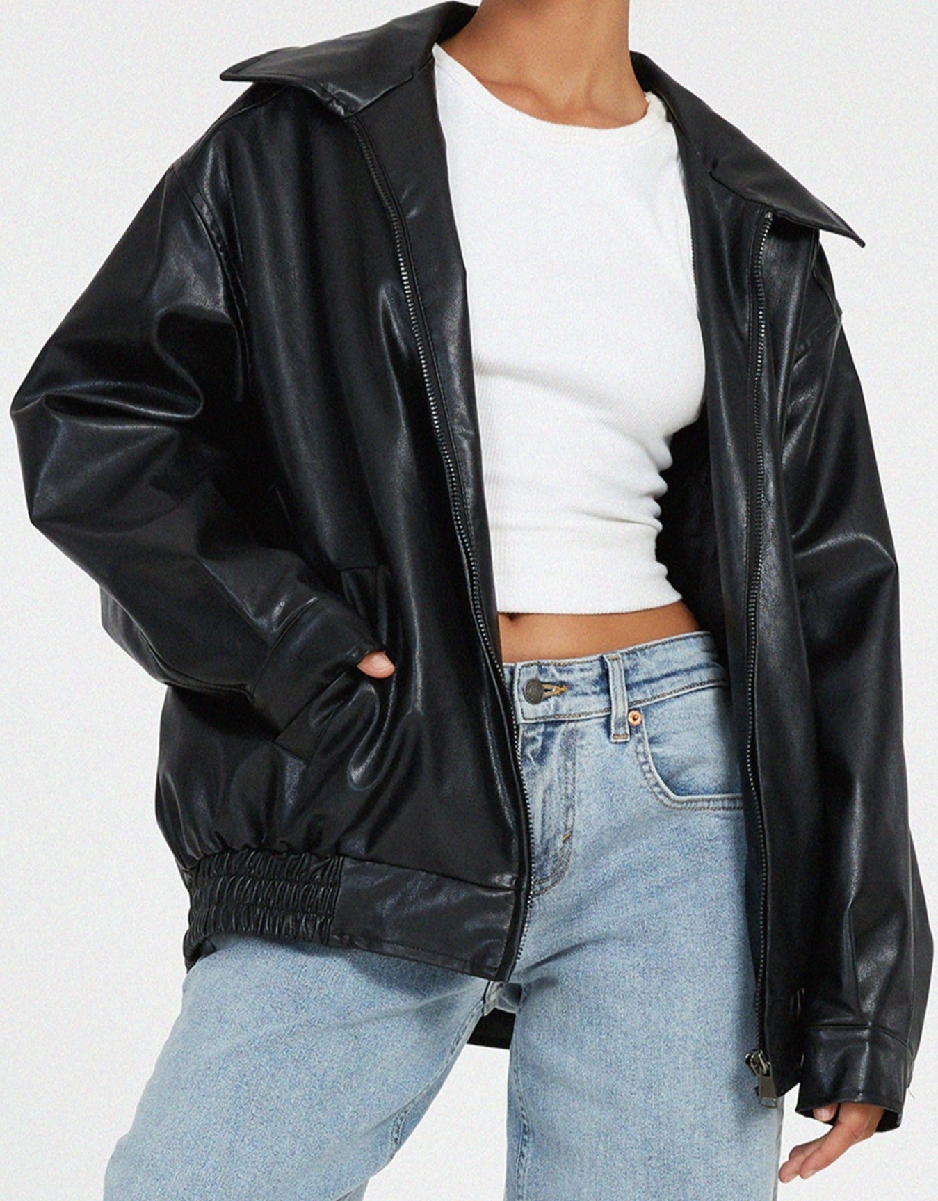 Casaco Oversized Leve de Couro Feminino