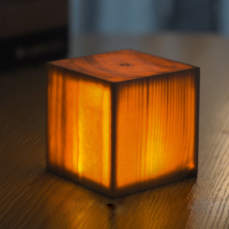 Abajur LED Sofisticado – WoodGlow