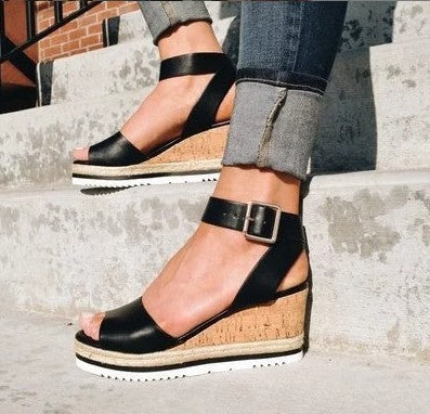 Elza | Sandálias de Cunha Femininas com Fivela