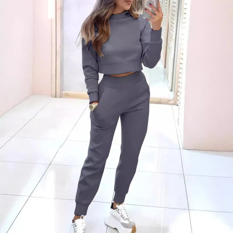 Conjunto Feminino Confortável de Duas Peças com Suéter Cortado