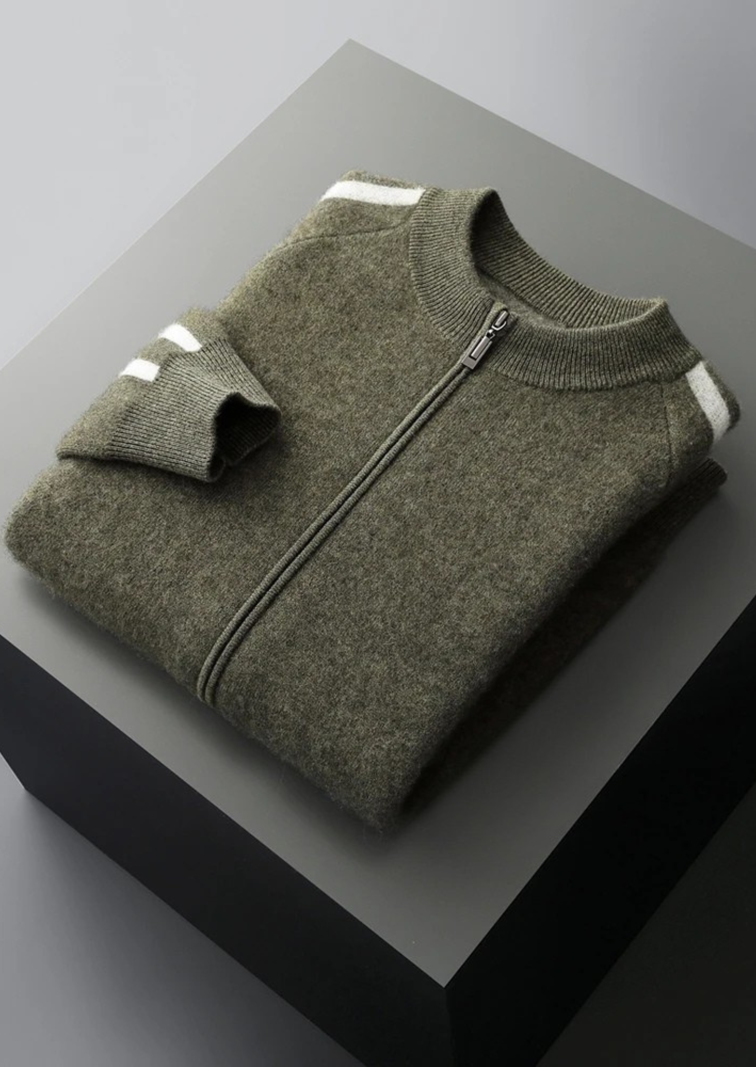 LIVAA Cardigan Listrado em Lã