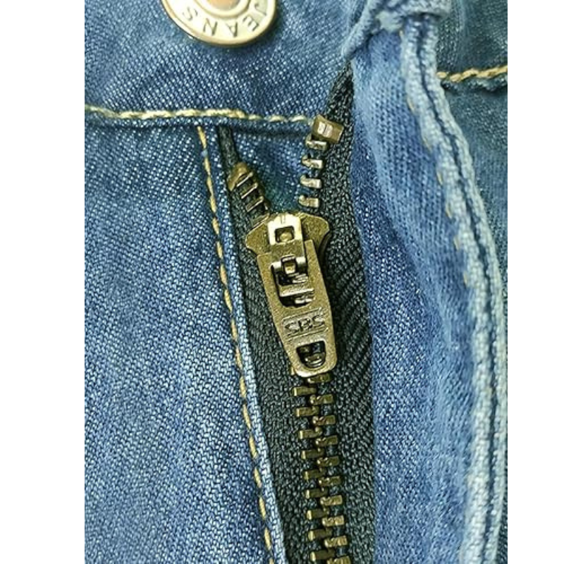 Kornelia | Modern Denim