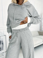 Conjunto Feminino de Dois Peças: Moletom com Capuz e Calças Amplas