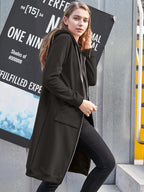 Vestido Midi Esportivo com Capuz e Bolsos com Zíper para Conforto Ideal