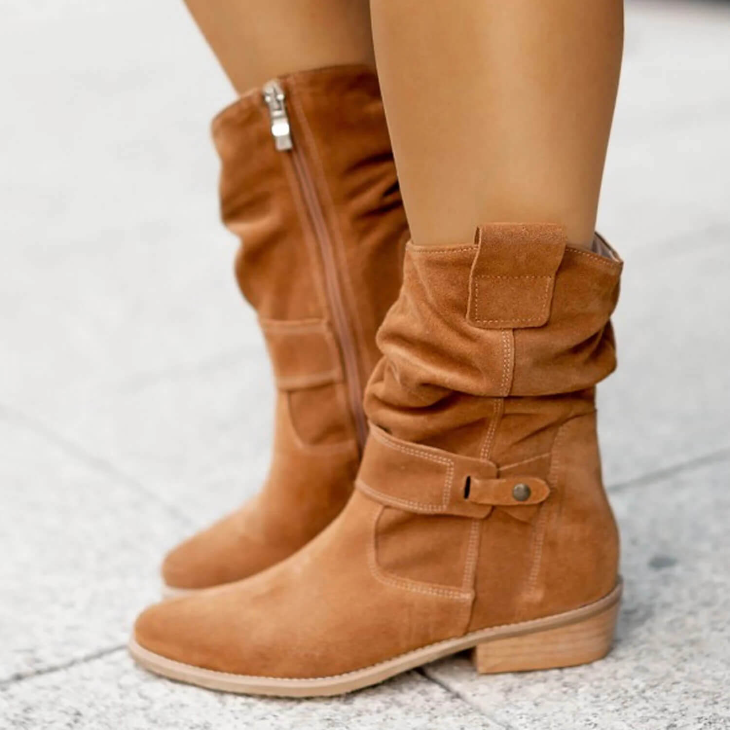 Botins Femininos em Camurça Marrom – Conforto e Qualidade para o Dia a Dia