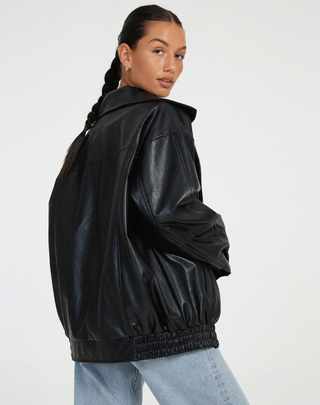 Casaco Oversized Leve de Couro Feminino