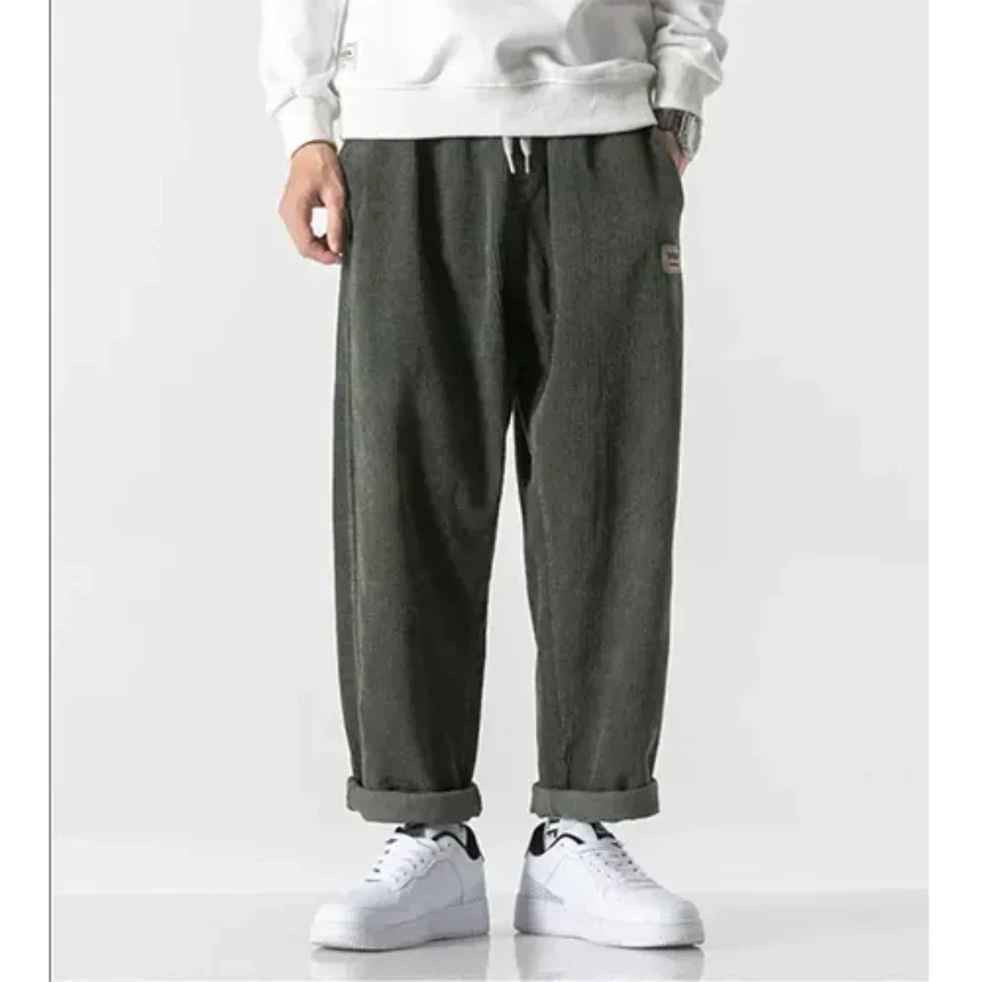 Mylona | Estilosas Calças de Jogging Masculinas | Corte Largura