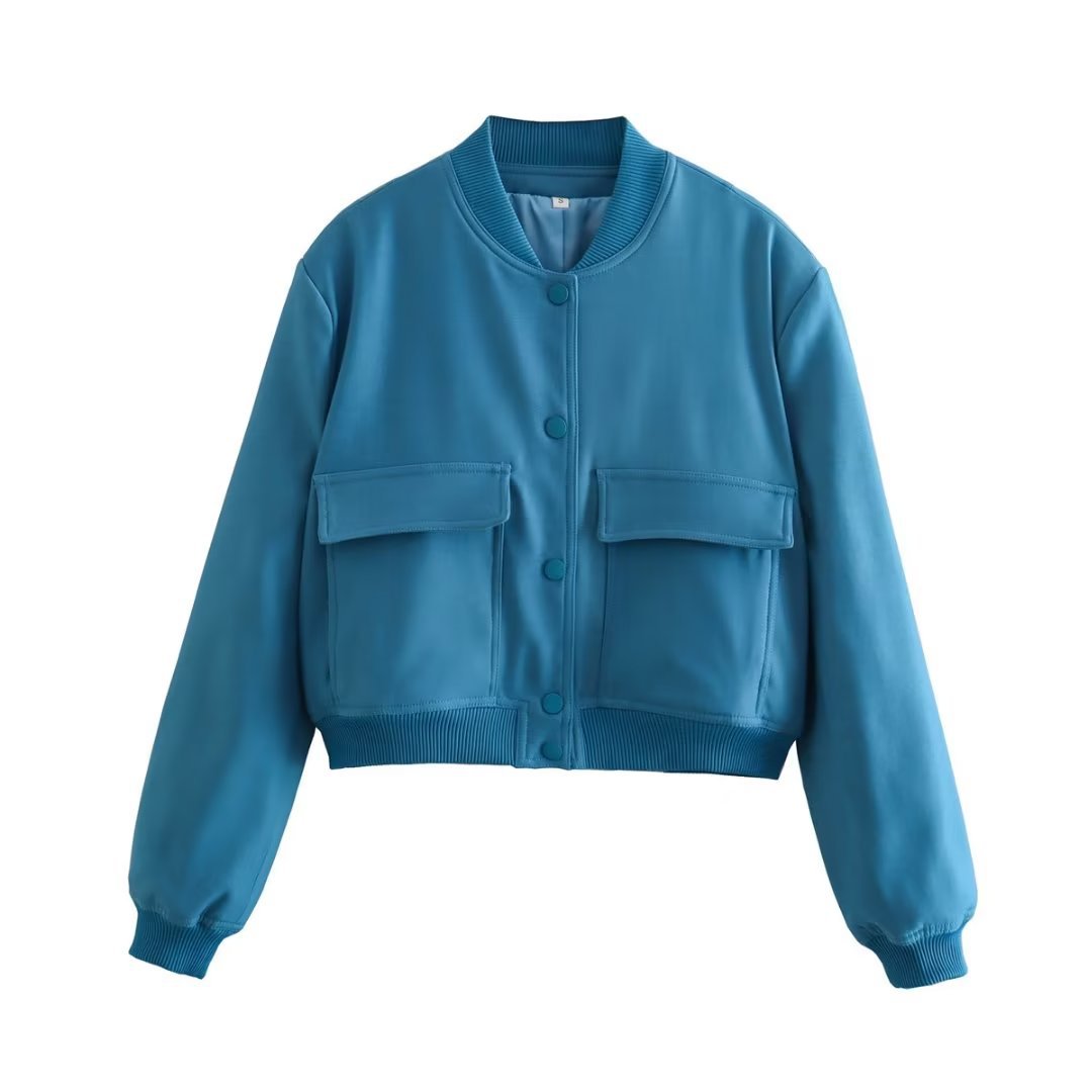 Casaco Bomber Feminino com Ajuste Confortável – Tecido Woven Suave – Fechamento por Botão – Punhos Canelados