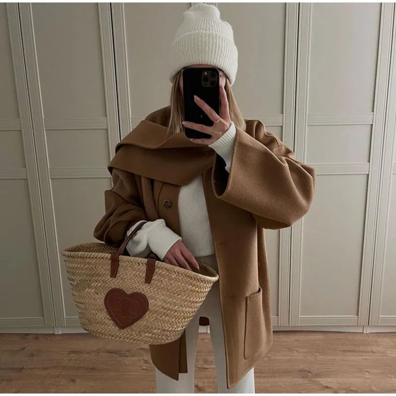 Casaco Oversized de Lã Elara - Luxo e Conforto