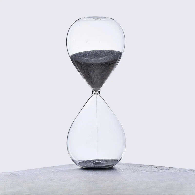 Relógio de Areia Minimalista para a Sua Decoração
