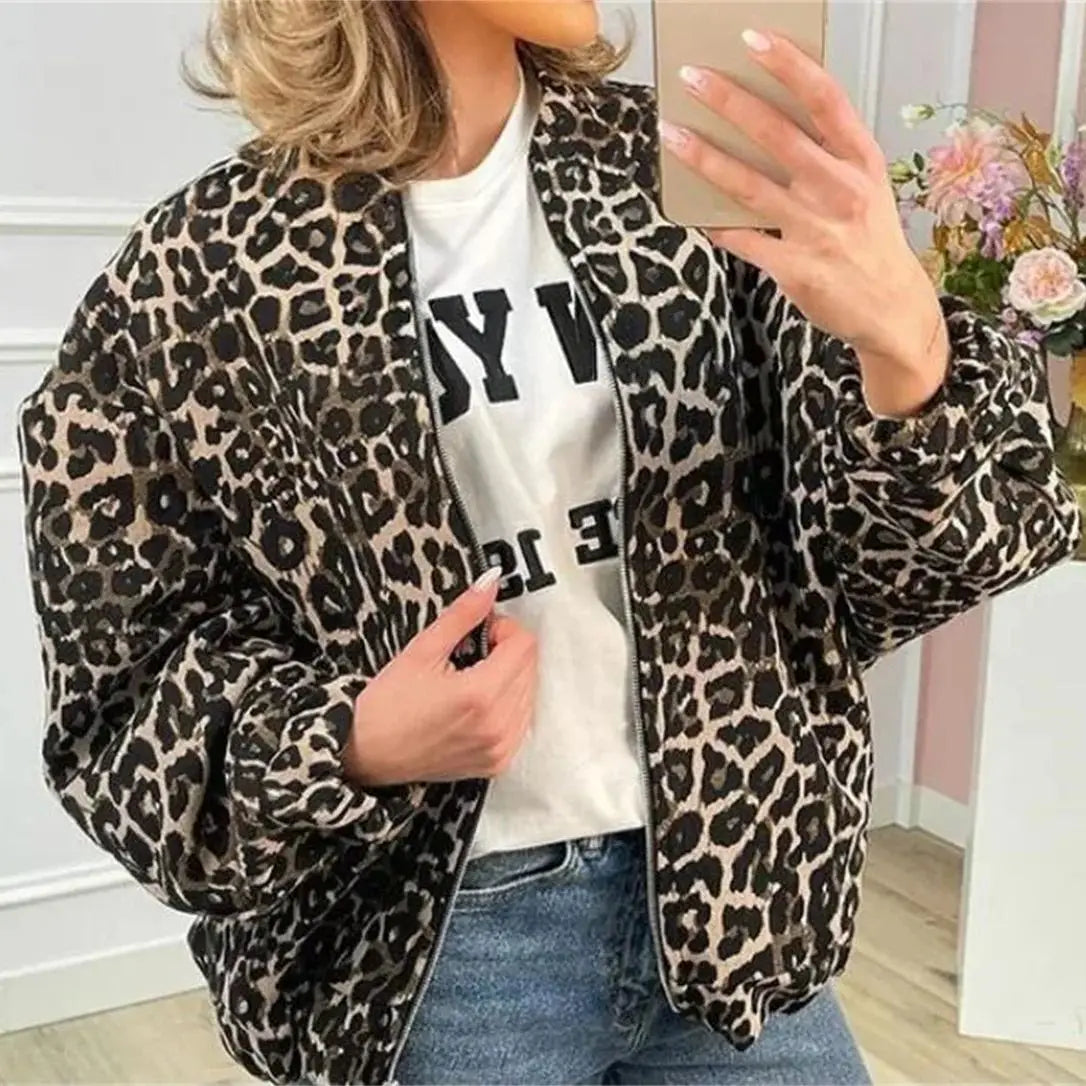 Casaco Bomber Estampado de Leopardo Elegante em Tecido Macio – Moda Feminina