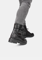 Botins Femininos Elegantes com Sola de Corda e Estampa de Cobra – Calçado Confortável e Versátil