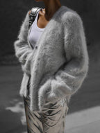 Cardigan Fluffy Oversized com Decote em V Feminino