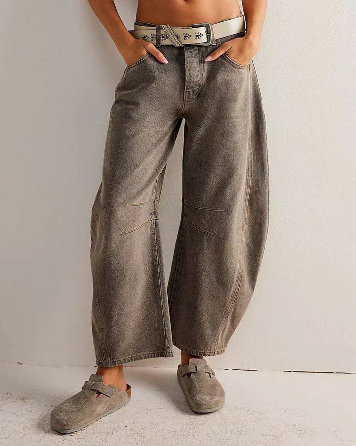 Jeans Femininos de Cintura Média com Corte Barrel