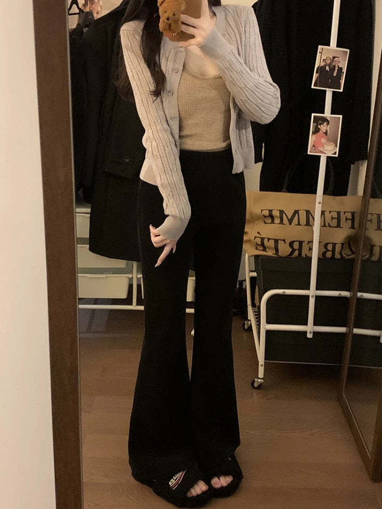 Lena | Calças Flare de Veludo Cotele com Estilo Vintage