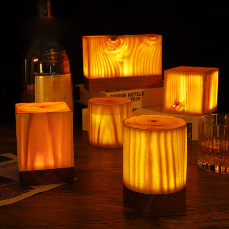 Abajur LED Sofisticado – WoodGlow