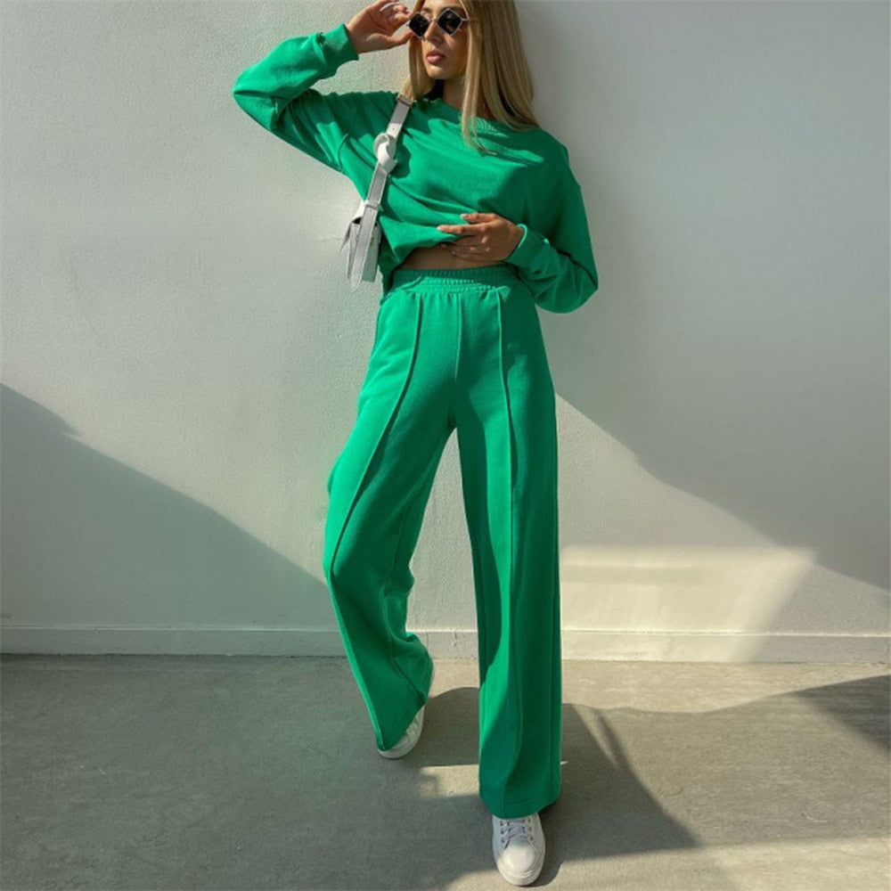 Lulu | Luxurious 2-Piece Women's Workout Set