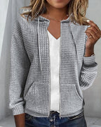 Monique | Colete Casual com Bolsos e Cordões Ajustáveis