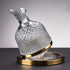 Elegante Decantador de Cristal con Diseño Rotativo