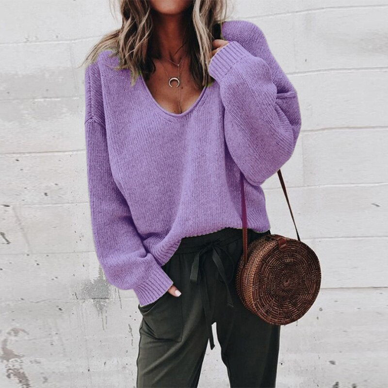 Suéter Oversized Feminino Plus Size com Decote V Profundo